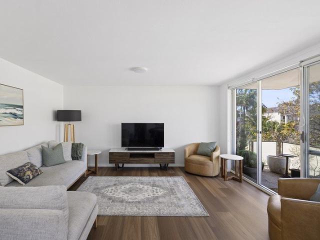 Renovated beachside apartment in Dee Why's Golden Triangle
