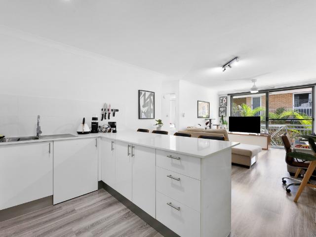 Renovated Beachside Investment in Blue Chip Surfers Paradise Location
