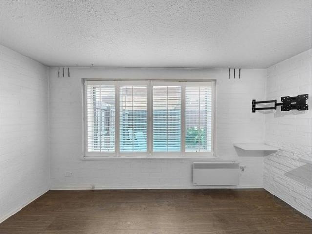 Renovated Ground Floor Apartment