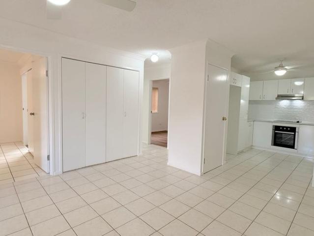 Renovated, Ground Floor, Beachside Unit