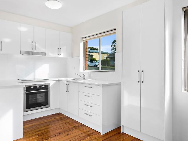 RENOVATED GROUND FLOOR TWO BEDROOM UNIT