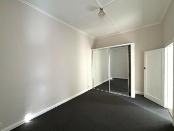 Renovated Ground Floor 2 Bedroom Unit in Geelong West