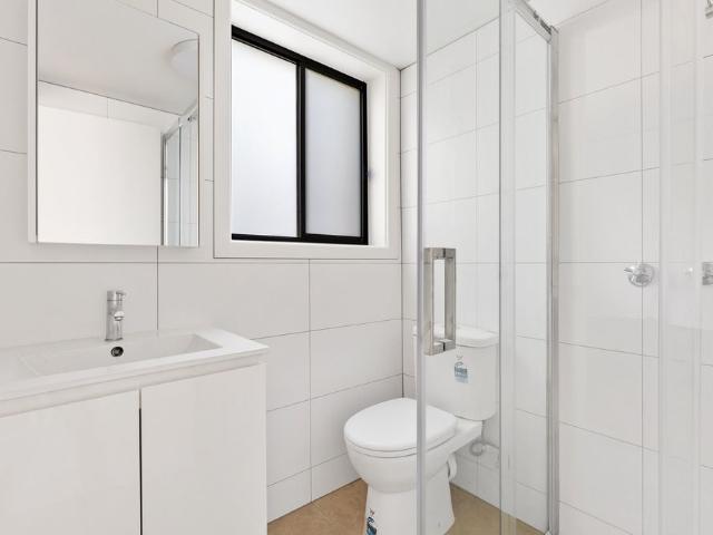 Renovated Delight – UNIT 2 AVAILABLE!