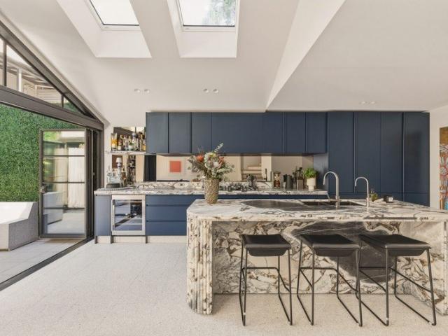 Renovated designer home in a quiet parkside cul de sac