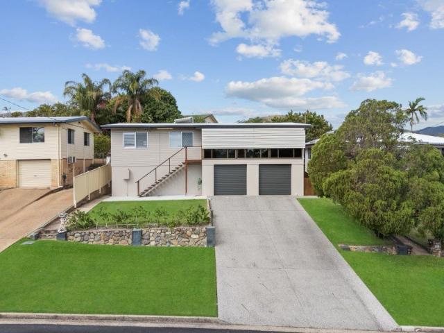 Renovated Dual Living Home with Exceptional Outdoor Entertaining