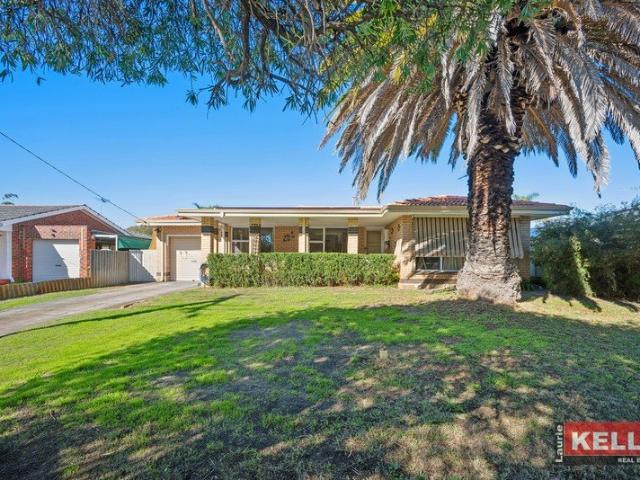 RENOVATED FOUR BED DB/T HOME IN PREMIER LOCATION ON 769SQM