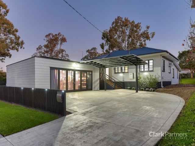 Renovated Family Entertainer on 845m² with 3 Bathrooms & Multiple Living Areas