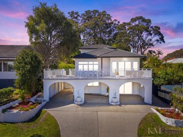 Renovated Family Entertainer with Lake Views and Grand Yard