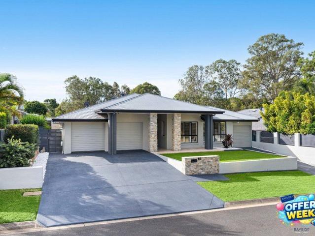 Family Entertainer with Resort Style Outdoor Living