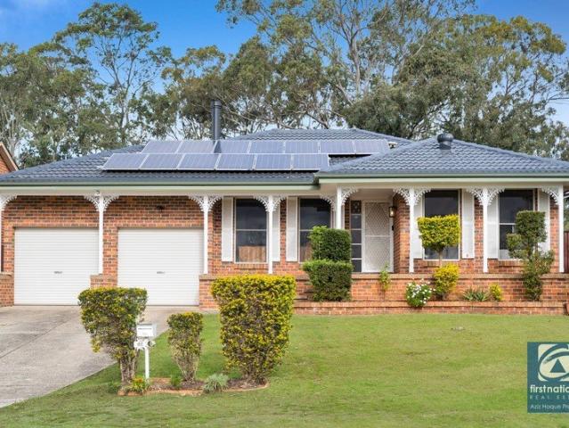 Renovated Family Haven with an Oversized Heated Pool in Huge 784 sqm Land !