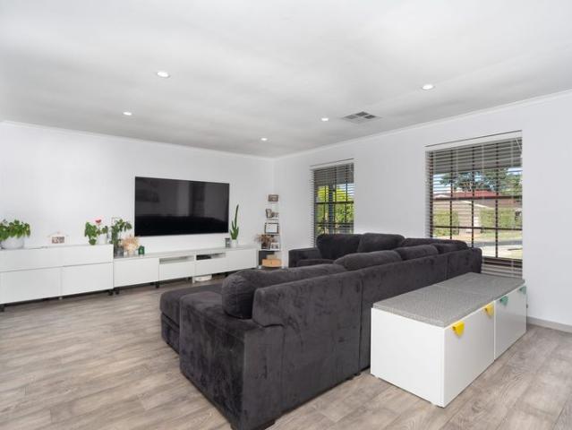 Renovated Family Home in a Peaceful Location!