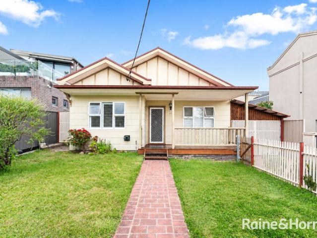 Renovated Family Home in a Quiet, Convenient Location