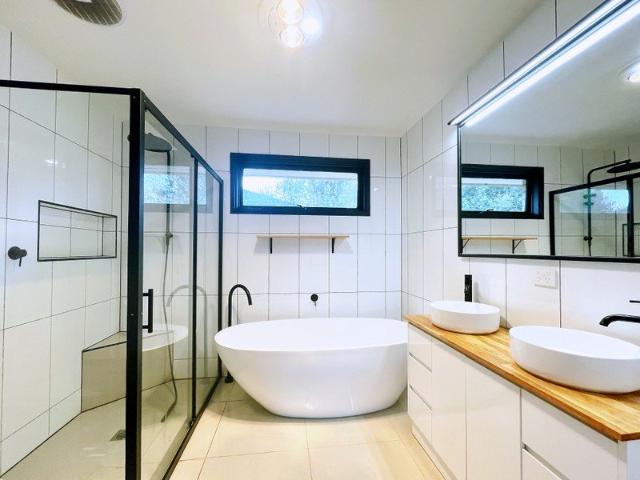 Renovated Family Home in a Quiet & Convenient Wendouree Location