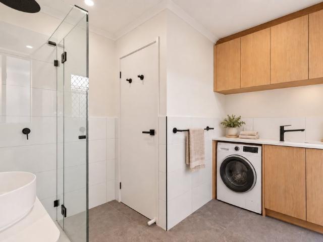 Renovated Family Home in Aspendale Gardens