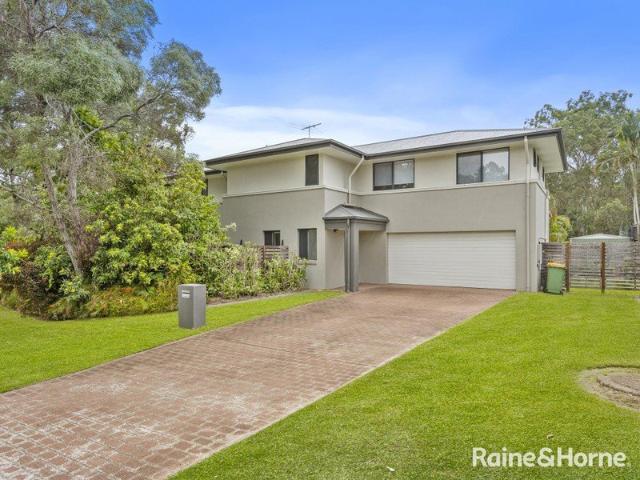 RENOVATED FAMILY HOME IN QUIET LOCATION