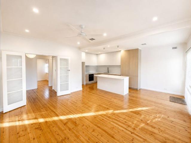 Renovated family home in the heart of Rosanna