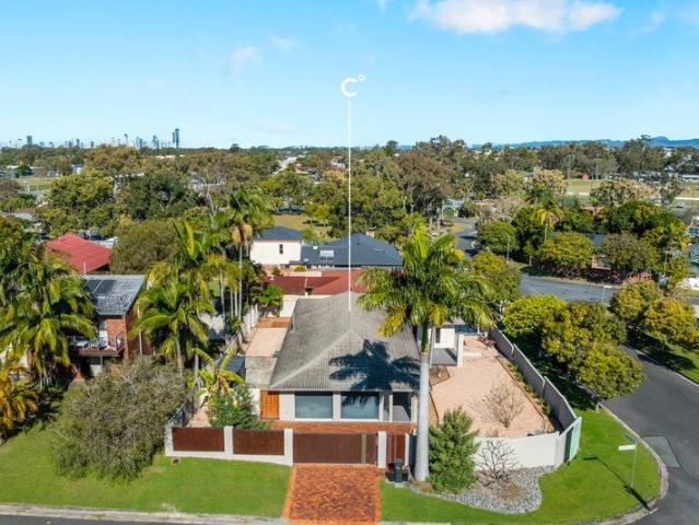 Renovated Family Home on a Spacious 680m² Corner Block