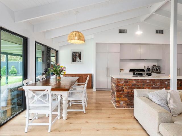 Renovated Family Home on large block!