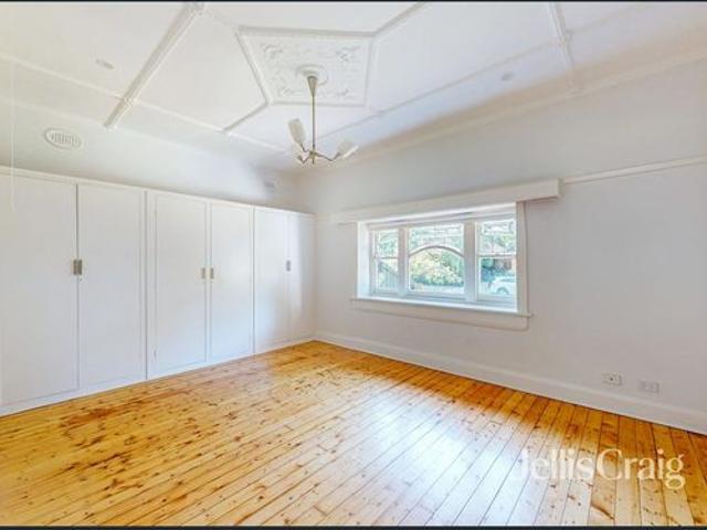 Renovated Family Home on leafy street