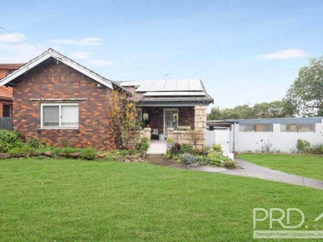 RENOVATED FAMILY HOME | MOVE IN READY | PRIME KINGSGROVE LOCATION