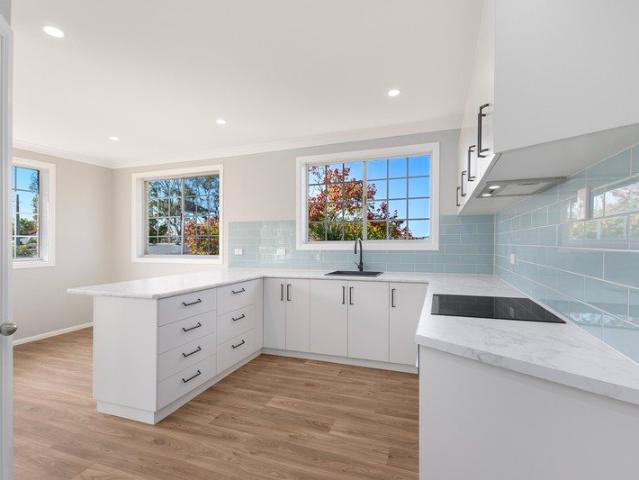 Renovated family home with access to the river