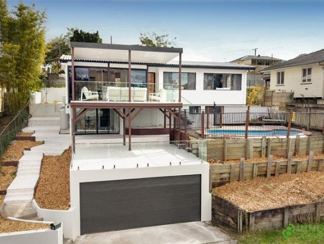 Renovated Family Home With Dual Living Potential, Panoramic Views & Multiple Outdoor Living Areas
