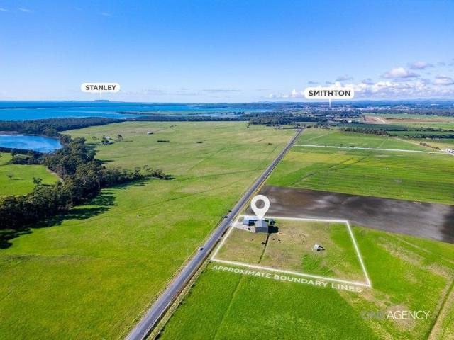 Renovated Family Home With Massive Shed On Almost 3 Acres