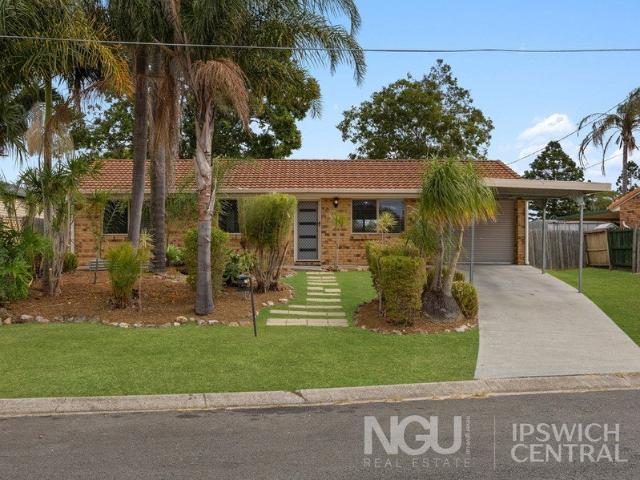 Renovated Family Home with Side Access on 643m² in a Convenient One Mile Location