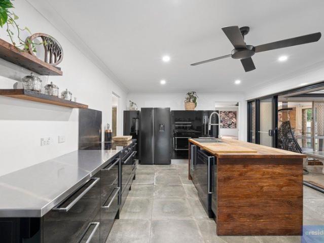Renovated Family Home with Space, Pool and Side Access
