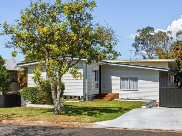 Renovated Family Living with Space to Entertain
