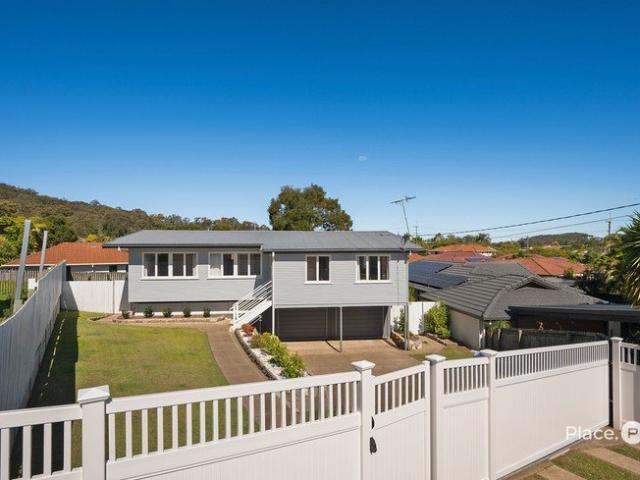 Renovated Family Living in a Peaceful Carindale Setting