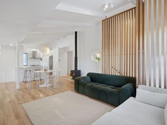 Renovated Family Retreat with Pool and Sauna Garden & Pool Maintenance Included