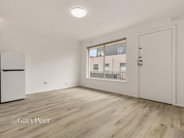 Renovated First Floor Apartment!