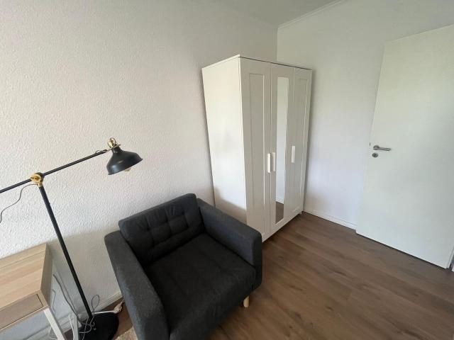 Renovated Flat in charlottenburg, Berlin Amsterdam Apartments for Rent