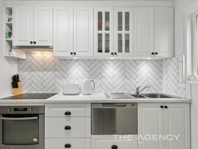 Renovated Kitchen Two Courtyards One Easy Lifestyle