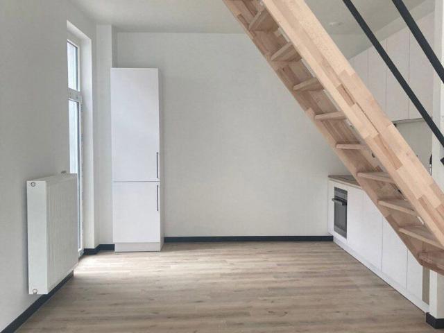 Renovated house with 4 bedrooms and terrace