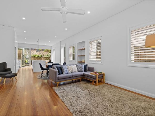 Renovated Home With a Free flow Layout & an Abundance of Natural Light
