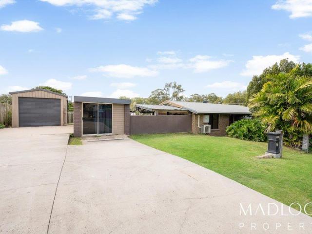 RENOVATED HOME WITH EXTRA OFFICE SPACE!