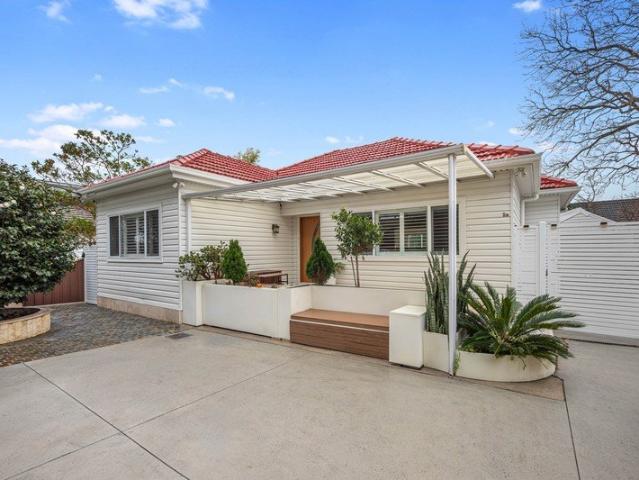 Renovated Home with Self Contained Studio