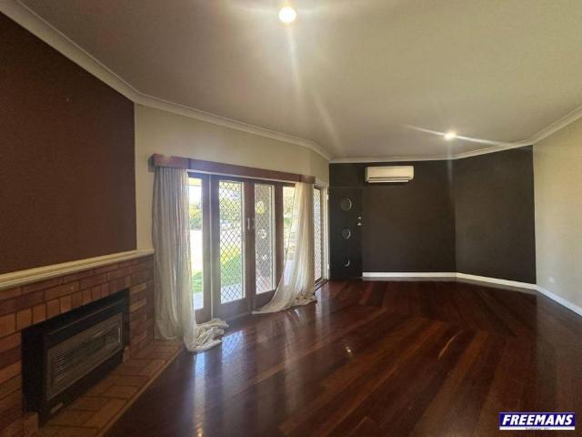 RENOVATED HOME WITH THE VIEWS TO THE BUNYA MOUNTAINS