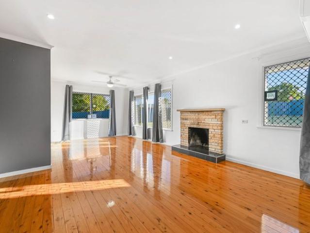 Renovated Home Close to Shops
