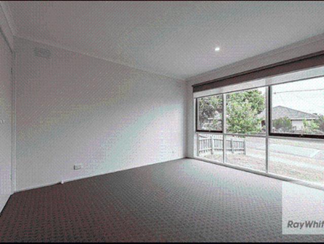 RENOVATED HOME IN THE HEART OF BUNDOORA!