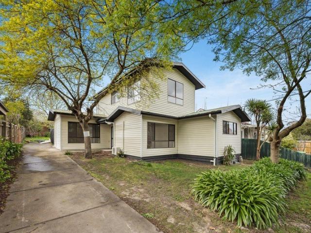 Renovated Home in the Heart of Macleod