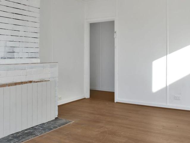 RENOVATED HOME IN QUIET STREET