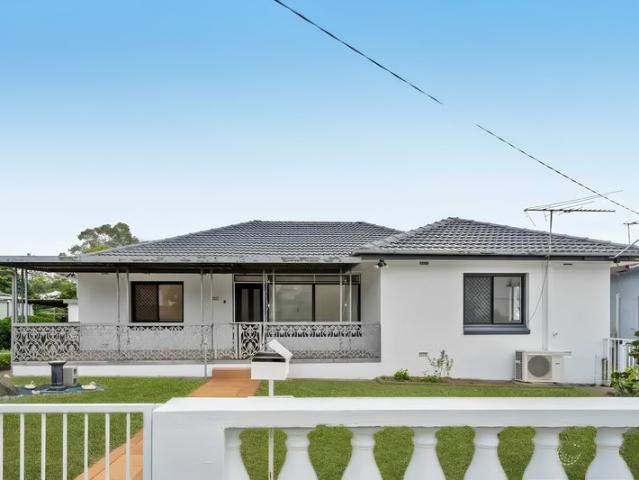 Renovated Home MUST BE SOLD!