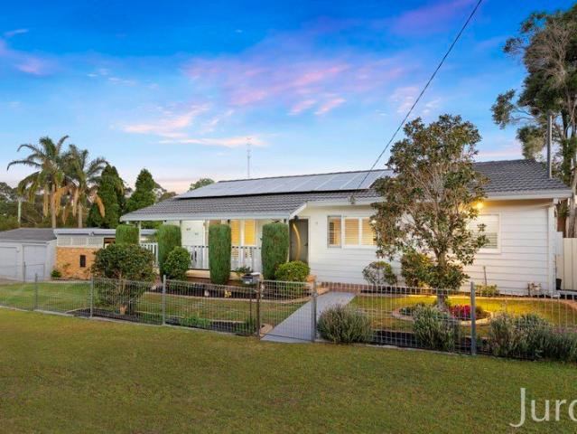 Renovated Home, Pool and Shed on a Large Corner Block!