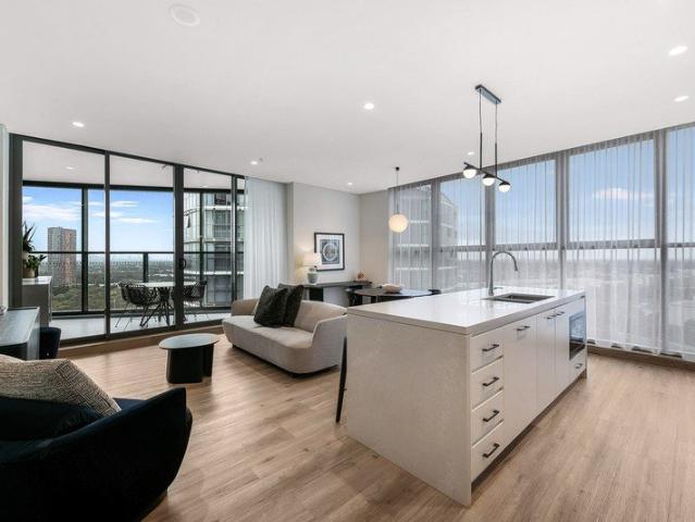 Renovated & Immaculately Presented With Spectacular City Views