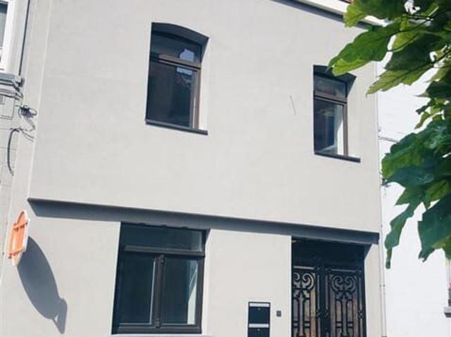 Renovated & Insulated Private garden