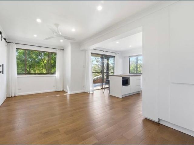 Renovated One Bedroom Flat Available Now – Electricity & Water Included