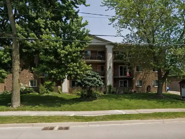 Renovated | One Bedroom | Mature Living Building